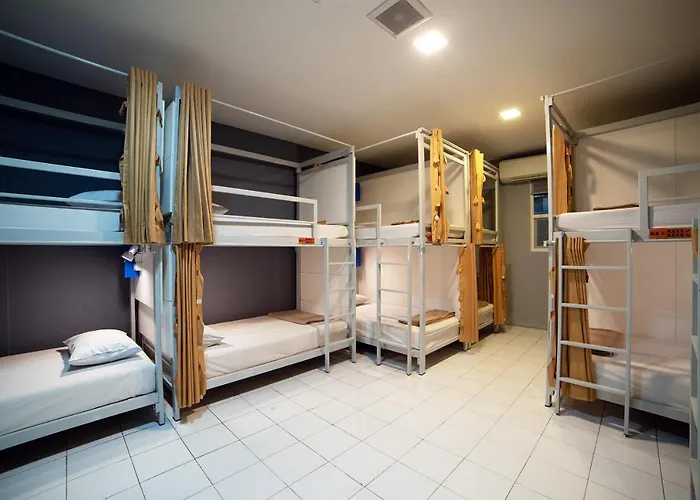Meet & Meet Hotel 2*